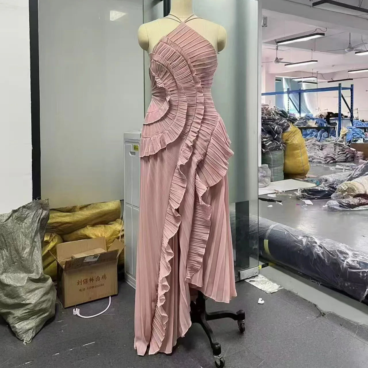 Women's summer high-end halter sleeveless irregular lace slit dress